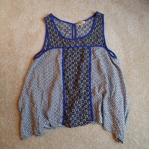 Lavish gently worn flowy tank top